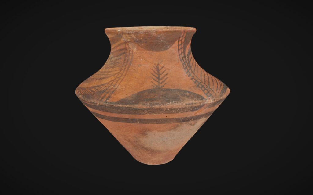 Кубок із зображенням рослини