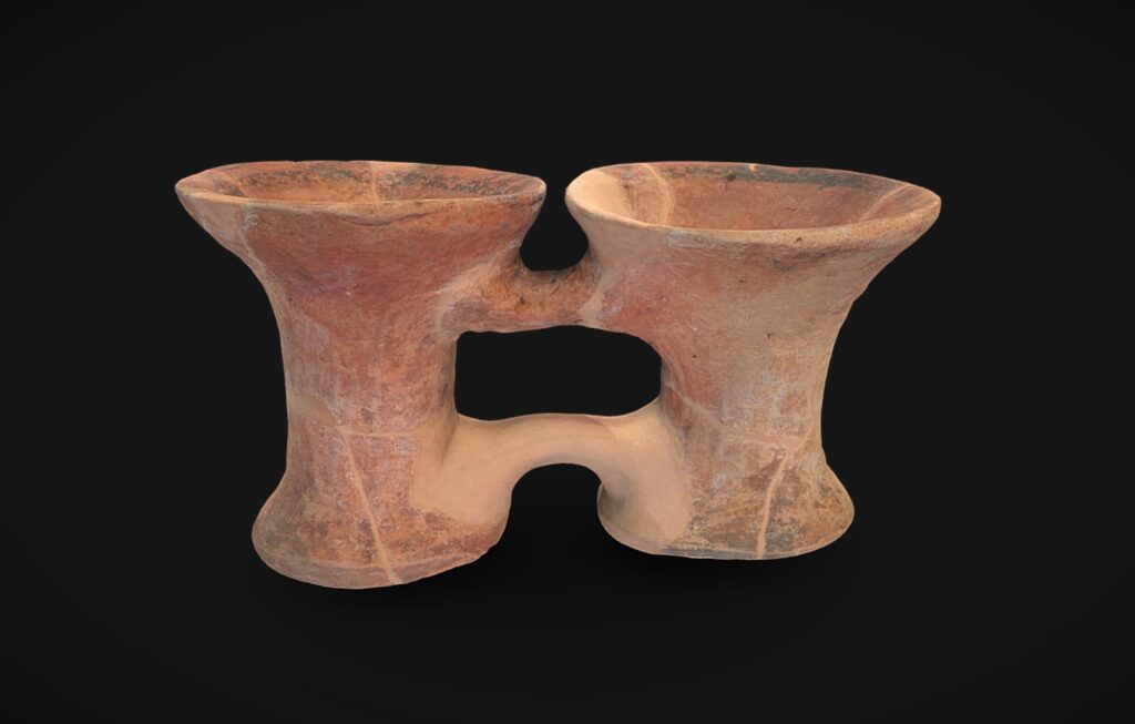 Біноклеподібна посудина